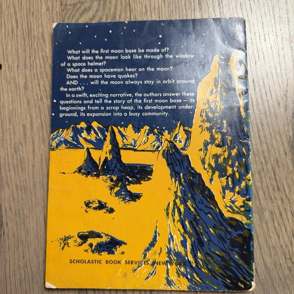 Vintage‎ MOON BASE, Nephew and Chester, Scholastic PB 3RD PRT 1962